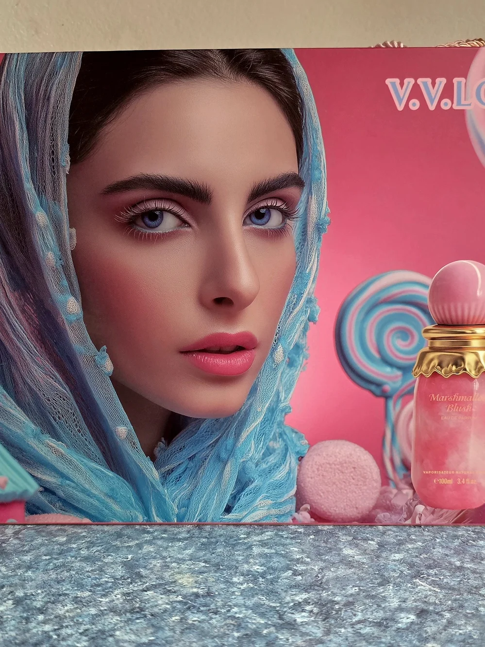 V.V. Love Marshmallow Blush Gift Set in Vibrant Pink & Turquoise